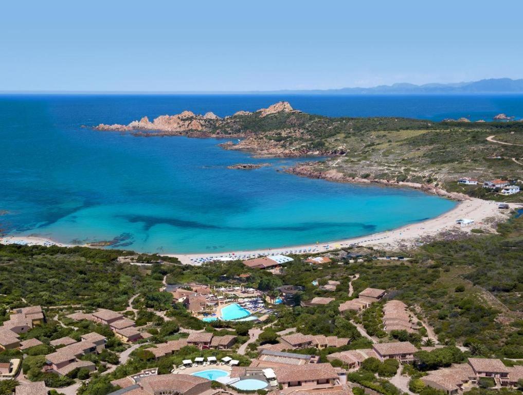 Residence Isola Rossa Holiday Home Lucente Luaran gambar